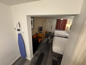 Pet Friendly Two Queen Beds- Room